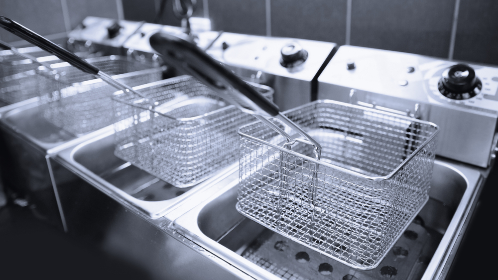 Fryer,For,Potatoes,With,Boiling,Oil.,Clean,Kitchen.,Koncept,Fast